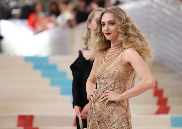 Amanda Seyfried Cumple 38 Años Crónica De La Actriz Terrenal Que