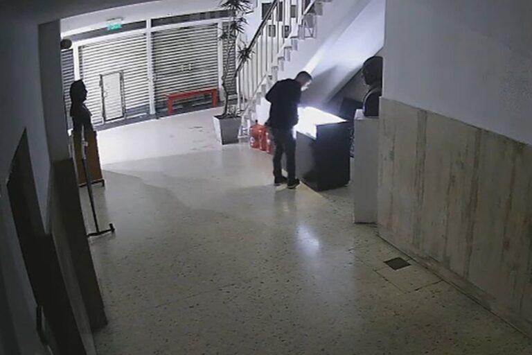 Ataque a una sede de la UCR: tres detenidos en la mira por el robo de papeles y destrozos en el local