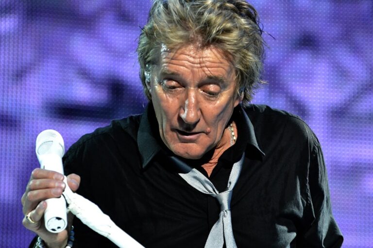 Cuánto le costará a Rod Stewart hacer su show en Glastonbury 2025: “Una fortuna” Cuánto le costará a Rod Stewart hacer su show en Glastonbury 2025: “Una fortuna”