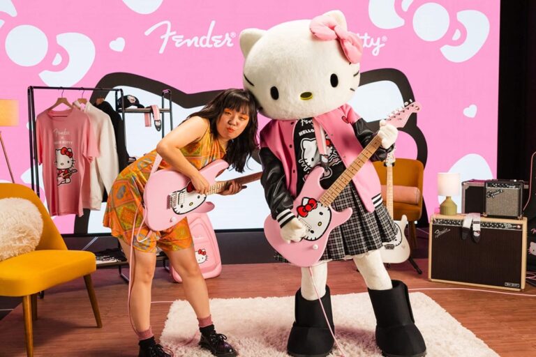 Fender presenta guitarras y pedales de Hello Kitty Fender presenta guitarras y pedales de Hello Kitty