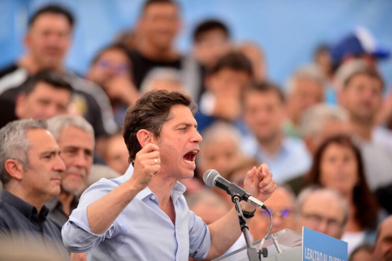 Kicillof encabeza un acto propio por el Día de la Soberanía con el que buscará mostrar autonomía en la interna del peronismo Kicillof encabeza un acto propio por el Día de la Soberanía con el que buscará mostrar autonomía en la interna del peronismo