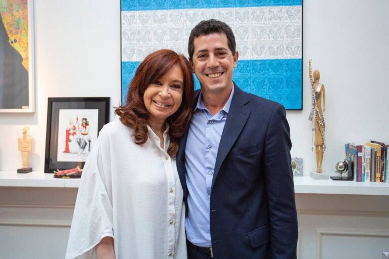 Leales y negociadores: los miembros del armado que trabajó para que Cristina Kirchner conquiste el PJ Leales y negociadores: los miembros del armado que trabajó para que Cristina Kirchner conquiste el PJ