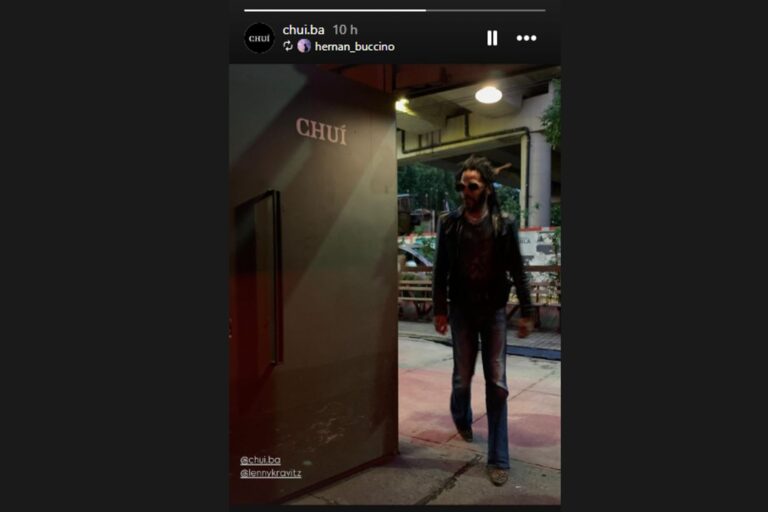 Lenny Kravitz en la Argentina: de un bar en Chacarita a cenar en Villa Crespo y posar para sus fans Lenny Kravitz en la Argentina: de un bar en Chacarita a cenar en Villa Crespo y posar para sus fans