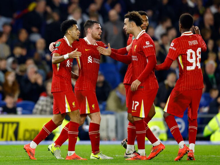 Liverpool vs. Brighton – EN VIVO, fecha 10 de la Premier League de Inglaterra 2024-2025, Luis Díaz estará como suplente