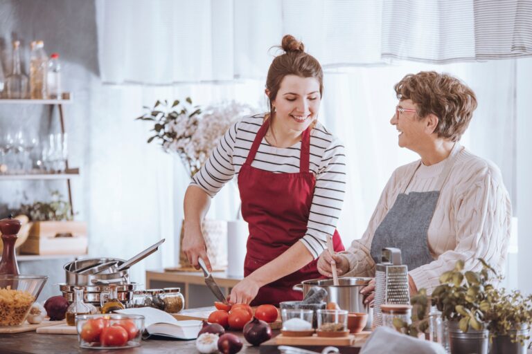 Los secretos de la abuela en la cocina, cómo perfeccionar una receta: “¿Y si en lugar de cuatro pongo tres?” Los secretos de la abuela en la cocina, cómo perfeccionar una receta: “¿Y si en lugar de cuatro pongo tres?”