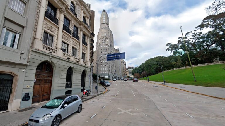 Se vende el increíble edificio en que vivió el creador del Teatro Colón y otras joyas arquitectónicas argentinas