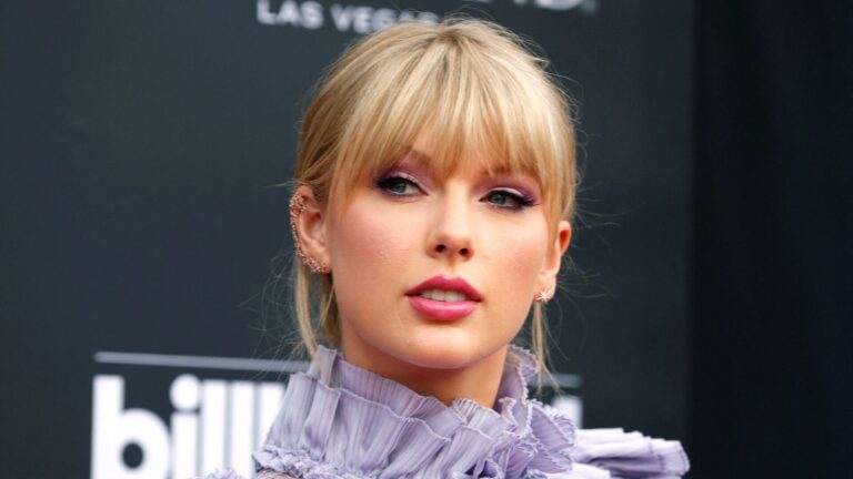 Taylor Swift fue reconocida por Billboard como la segunda mayor estrella pop del siglo XXI Taylor Swift fue reconocida por Billboard como la segunda mayor estrella pop del siglo XXI