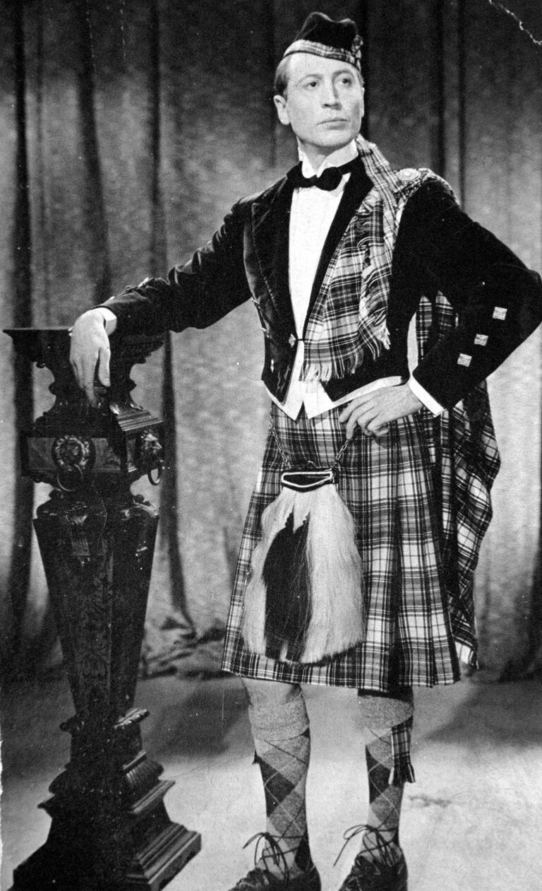 Arturo García Buhr, el caballero que debutó en teatro por amor, fue amante de Tita Merello y claudicó ante el paso del tiempo