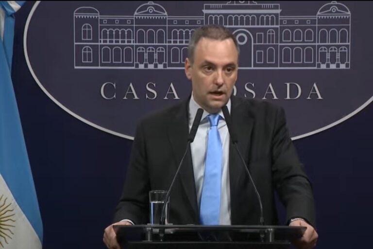 Cuáles son los hospitales públicos que podrían cobrar la atención médica a extranjeros Cuáles son los hospitales públicos que podrían cobrar la atención médica a extranjeros