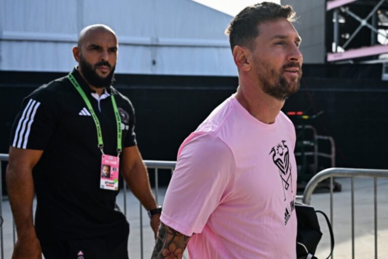 El guardaespaldas de Lionel Messi mostró su entrenamiento extremo y dejó atónitos a todos: “Blindado” El guardaespaldas de Lionel Messi mostró su entrenamiento extremo y dejó atónitos a todos: “Blindado”