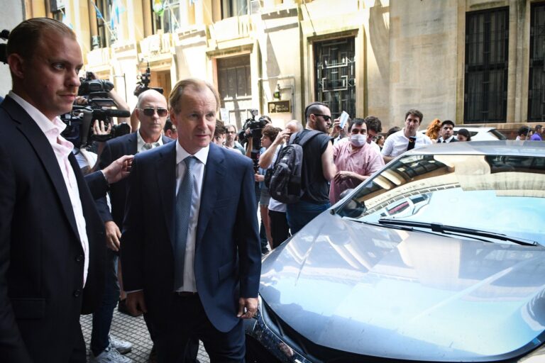 El peronismo de Entre Ríos se despega de Kueider y sostiene que ahora trabaja para los libertarios El peronismo de Entre Ríos se despega de Kueider y sostiene que ahora trabaja para los libertarios