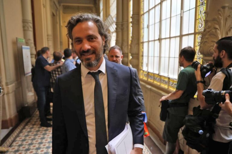 El peronismo quiere investigar si legisladores recibieron sobornos para votar a favor de la Ley Bases