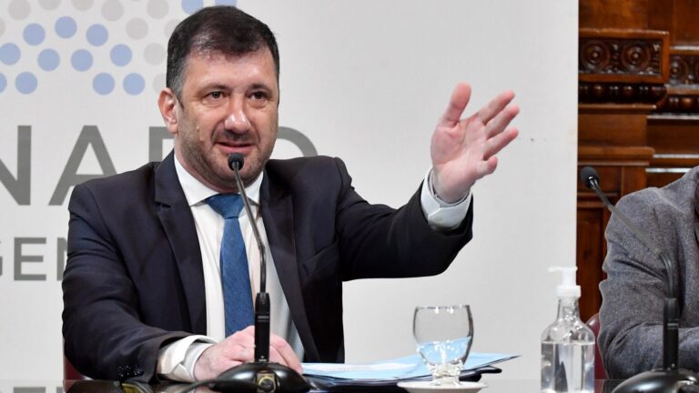 En una nueva presentación judicial, Kueider citó los dichos de Milei para solicitar que declaren inválida su expulsión del Senado En una nueva presentación judicial, Kueider citó los dichos de Milei para solicitar que declaren inválida su expulsión del Senado
