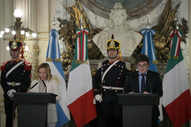 Javier Milei vuelve a viajar a Italia invitado por Giorgia Meloni para un encuentro partidario Javier Milei vuelve a viajar a Italia invitado por Giorgia Meloni para un encuentro partidario
