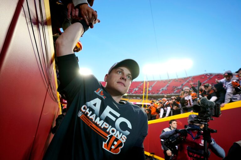 Jugaba en Texas mientras saqueaban su casa en Cincinatti: el jugador de la NFL víctima de un robo millonario