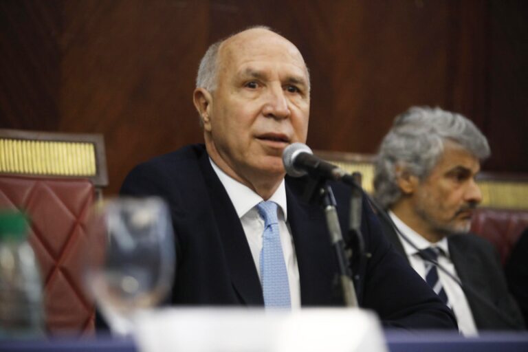 La Corte Suprema envía señales negativas al Gobierno ante la posibilidad de que nombre jueces por decreto La Corte Suprema envía señales negativas al Gobierno ante la posibilidad de que nombre jueces por decreto