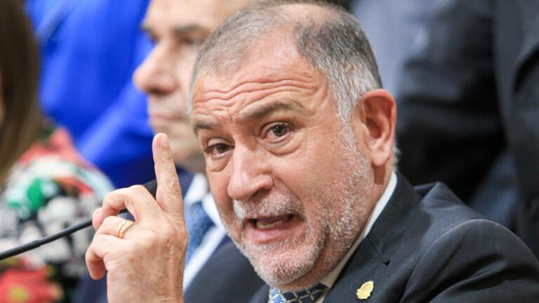 Luis Juez: “La conducta de Kueider humilla la institucionalidad del Senado de la Nación” Luis Juez: “La conducta de Kueider humilla la institucionalidad del Senado de la Nación”