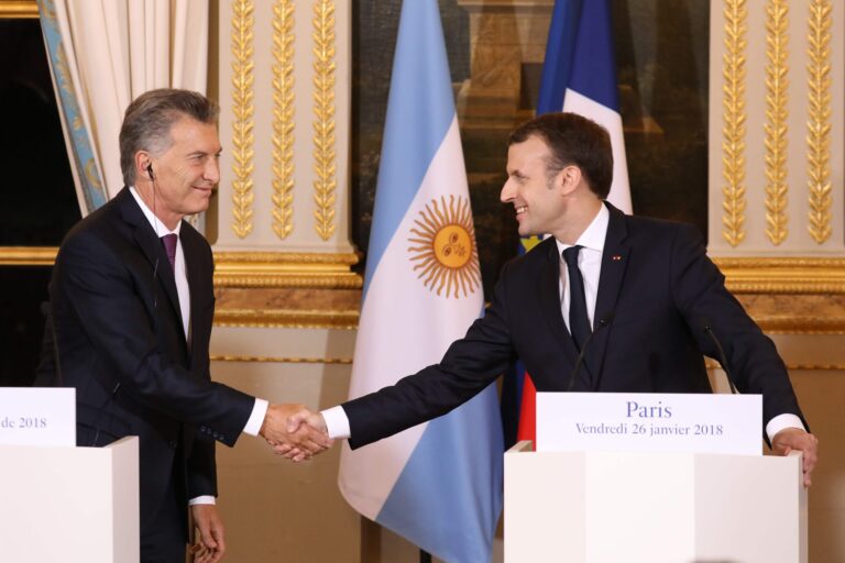 Milei sube la vara a un triunfo de Macri y prende las alarmas