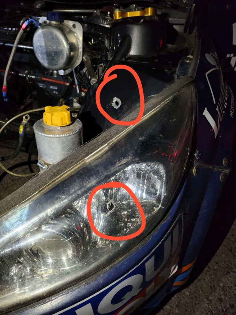 Pernía se sacó con Andrés Jakos porque lo tocó en pista y lo fue a buscar después de la carrera