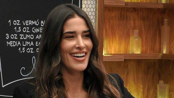Qué fue de Lidia Torrent, la camarera de ‘First Dates’ que estuvo siete años en el programa: madre de una hija y sus grandes proyectos profesionales Qué fue de Lidia Torrent, la camarera de ‘First Dates’ que estuvo siete años en el programa: madre de una hija y sus grandes proyectos profesionales