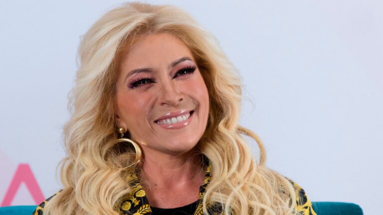 Yuri ofreció un concierto a mujeres privadas de su libertad en el penal de Xochimilco Yuri ofreció un concierto a mujeres privadas de su libertad en el penal de Xochimilco