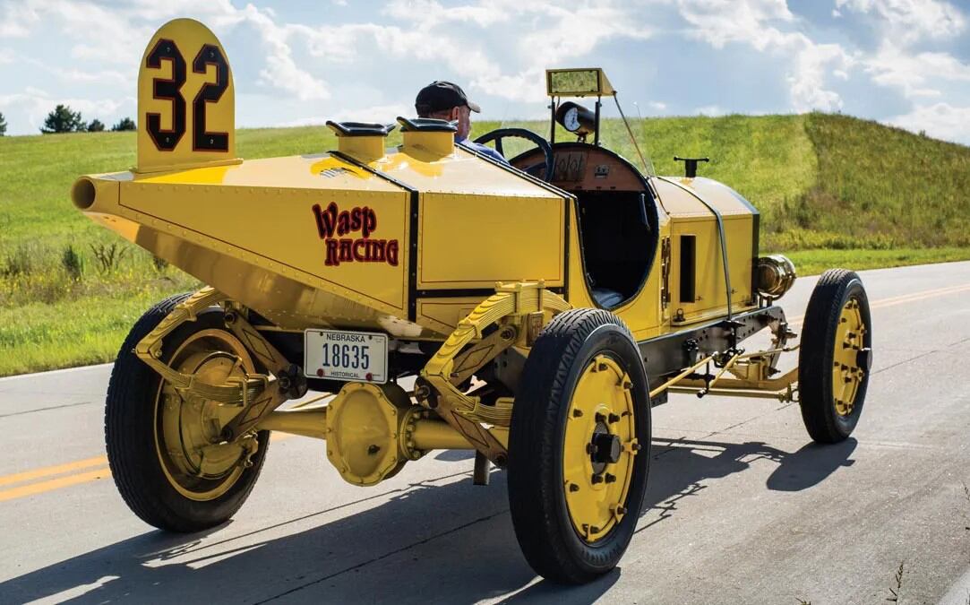 La insólita historia detrás de cómo se inventó el espejo retrovisor del auto