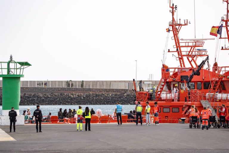 Cantabria dice que será «solidaria» con los menores migrantes pero «sin imposiciones de Sánchez» Cantabria dice que será «solidaria» con los menores migrantes pero «sin imposiciones de Sánchez»