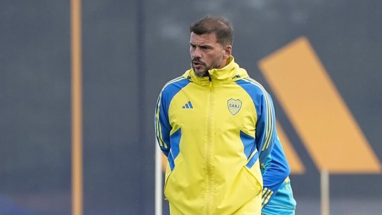 Mariano Herrón dio su primera lista de convocados en Boca con sorpresas: el goleador de la Reserva y un borrado por Gago Mariano Herrón dio su primera lista de convocados en Boca con sorpresas: el goleador de la Reserva y un borrado por Gago