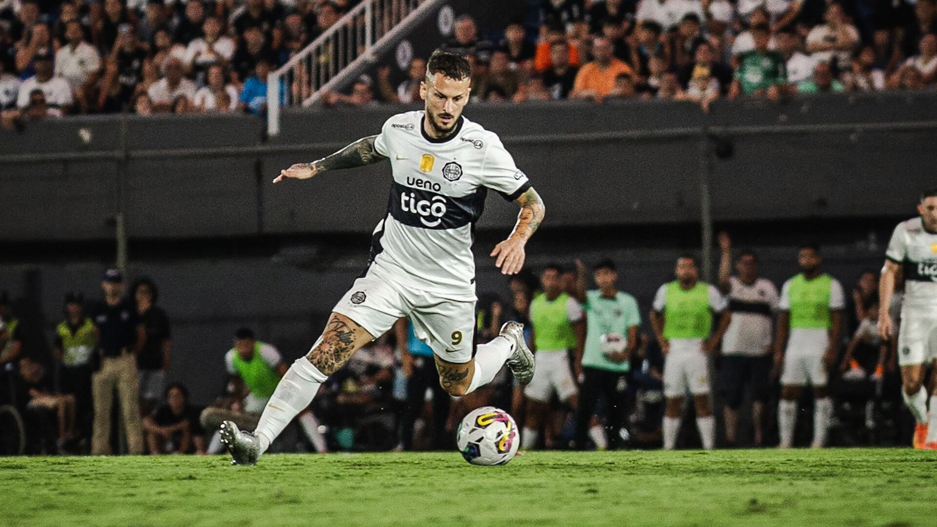 Olimpia de Paraguay le rescindió el contrato a Darío Benedetto tras solo 13 partidos: el comunicado