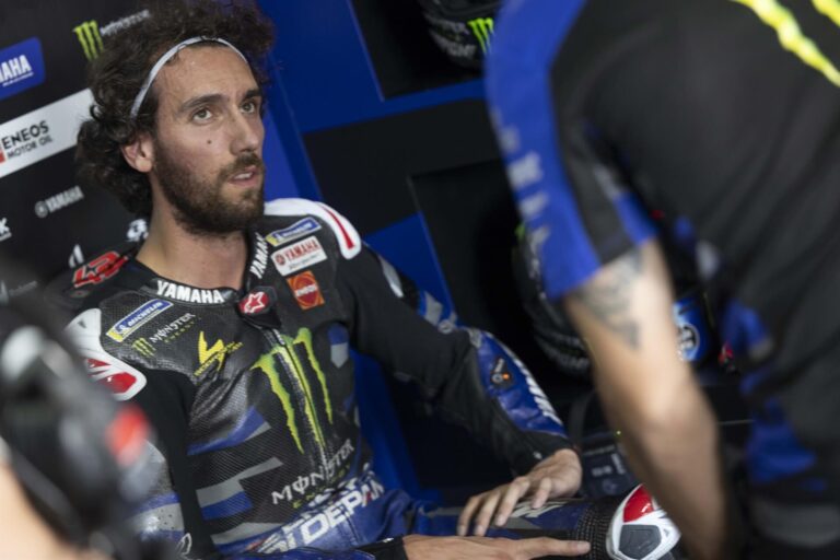 Rins lidera la segunda jornada de ‘Shakedown’ en Sepang
