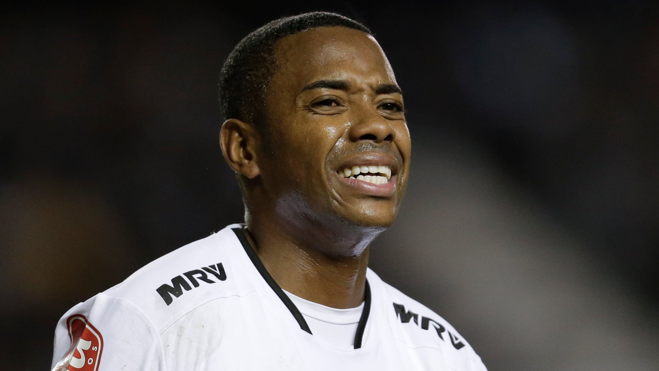 Robinho recibió un duro revés por parte de la Justicia y rechazaron la baja de su condena de nueve años por violación