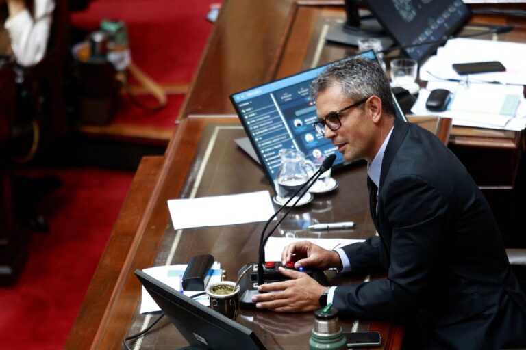 Veto jubilatorio: tras el anuncio de Milei, qué tan cerca está el Gobierno de juntar a los “87 héroes” en Diputados Veto jubilatorio: tras el anuncio de Milei, qué tan cerca está el Gobierno de juntar a los “87 héroes” en Diputados