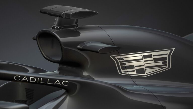 Cadillac confirmó a Checo Pérez y Valtteri Bottas como pilotos titulares para el estreno como la 11ª escudería de la Fórmula 1 Cadillac confirmó a Checo Pérez y Valtteri Bottas como pilotos titulares para el estreno como la 11ª escudería de la Fórmula 1