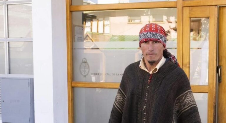 Condenan al mapuche Cruz Cárdenas a tres años de prisión en suspenso por usurpar tierras de Parques Nacionales