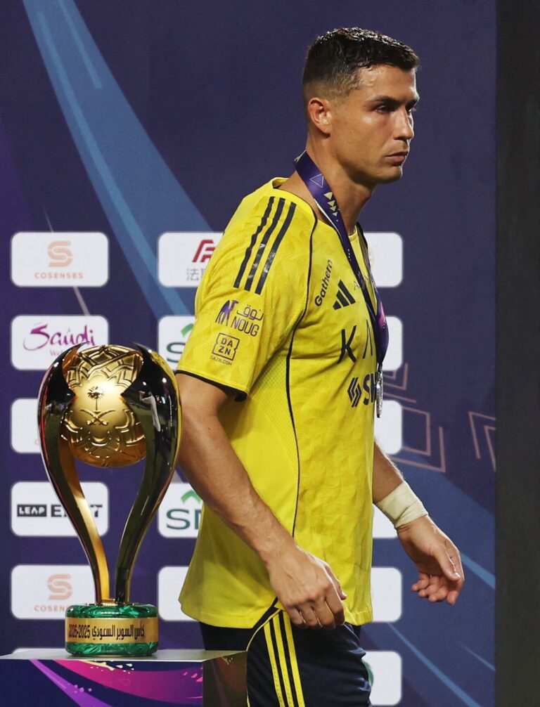 Cristiano Ronaldo hizo un gol histórico, pero Al Nassr perdió la final por penales y profundizó una racha negativa del portugués