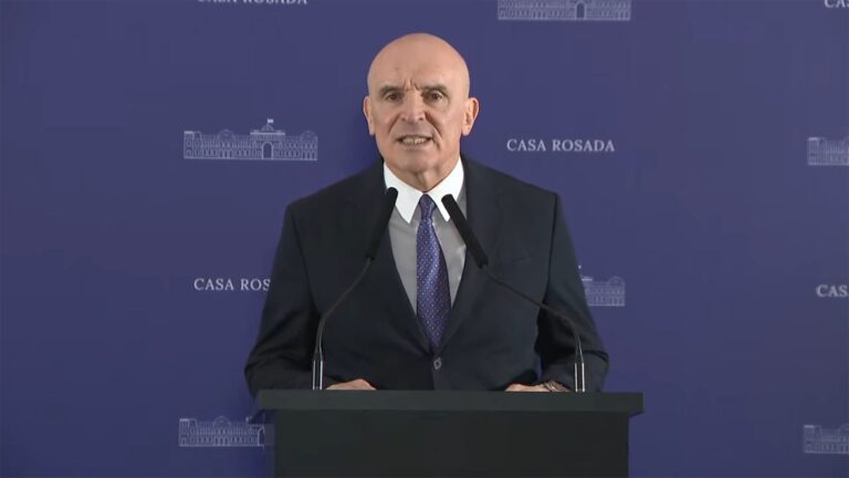 Durísima frase de José Luis Espert contra la lista de candidatos del kirchnerismo: “Son todos la misma mierda con distinto olor”