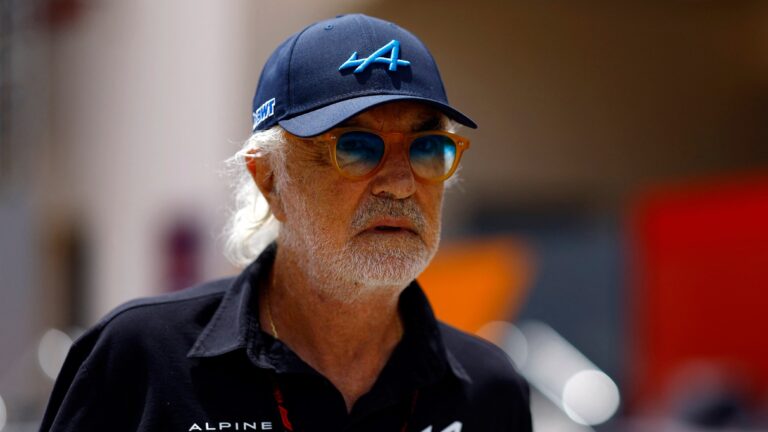 El dardo de un histórico piloto de la Fórmula 1 al jefe de Alpine: “La época de figuras como Flavio Briatore ha terminado”