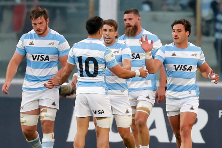 El kit especial que llevaron Los Pumas a Australia para hacerle frente a un viaje en el que atravesarán 13 husos horarios El kit especial que llevaron Los Pumas a Australia para hacerle frente a un viaje en el que atravesarán 13 husos horarios
