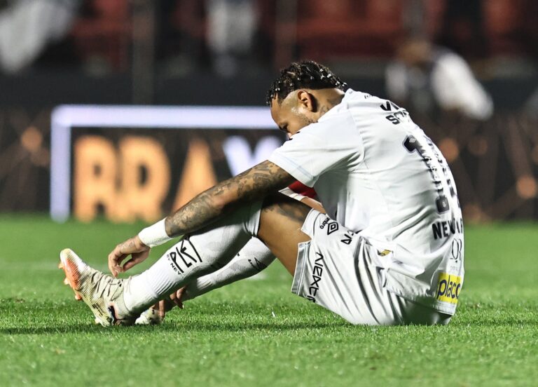 El llanto desconsolado de Neymar tras la histórica derrota 6-0 que sufrió el Santos: “Nunca pasé por esto en mi vida”