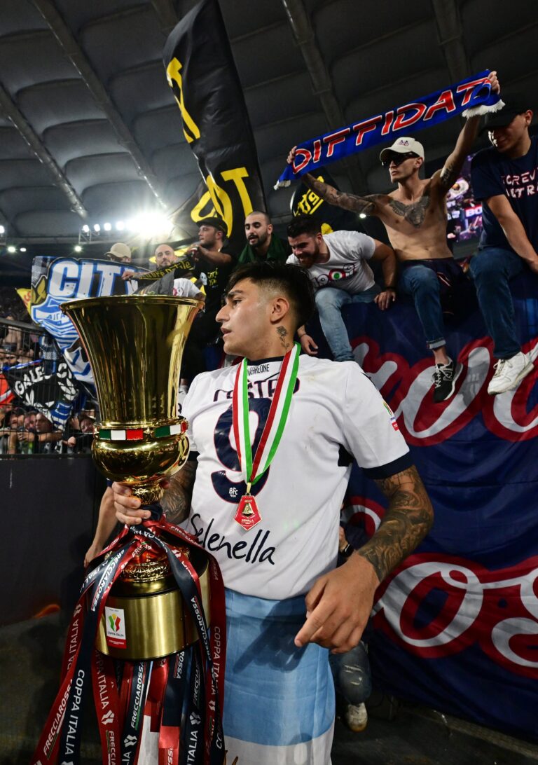 Fue campeón en Europa y la Selección de Italia lo quiso convocar: la tajante respuesta de una apuesta de Lionel Scaloni Fue campeón en Europa y la Selección de Italia lo quiso convocar: la tajante respuesta de una apuesta de Lionel Scaloni