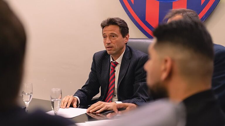 Impacto en San Lorenzo: el presidente Marcelo Moretti pidió levantar su licencia y llamó a reunión de Comisión Directiva Impacto en San Lorenzo: el presidente Marcelo Moretti pidió levantar su licencia y llamó a reunión de Comisión Directiva