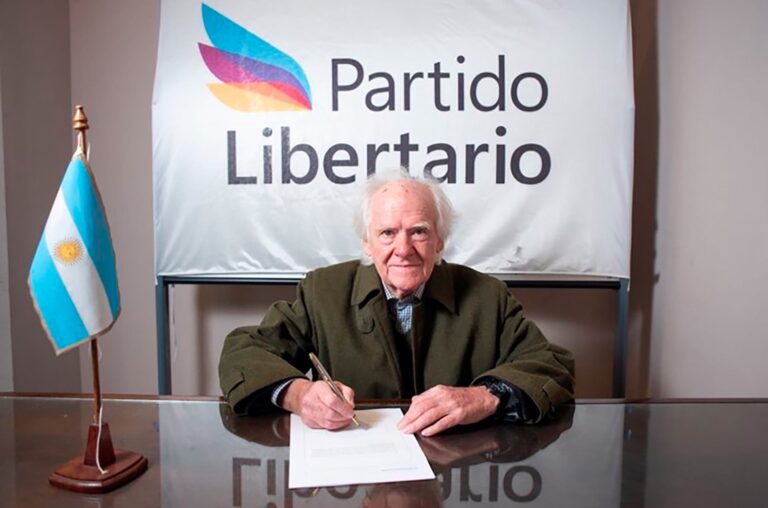 Juan Carlos Blumberg se postulará como candidato a diputado con un partido libertario distinto al del Gobierno