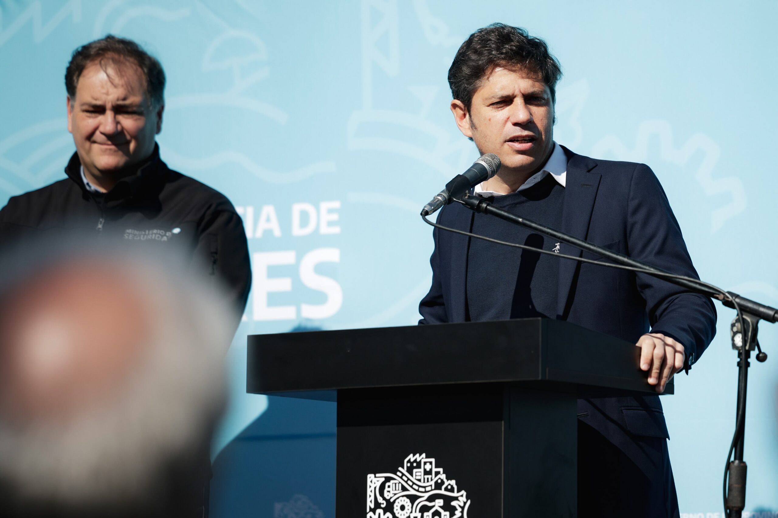 Kicillof prepara el tramo final de la campaña y el PJ busca sostener en la agenda el caso de las coimas