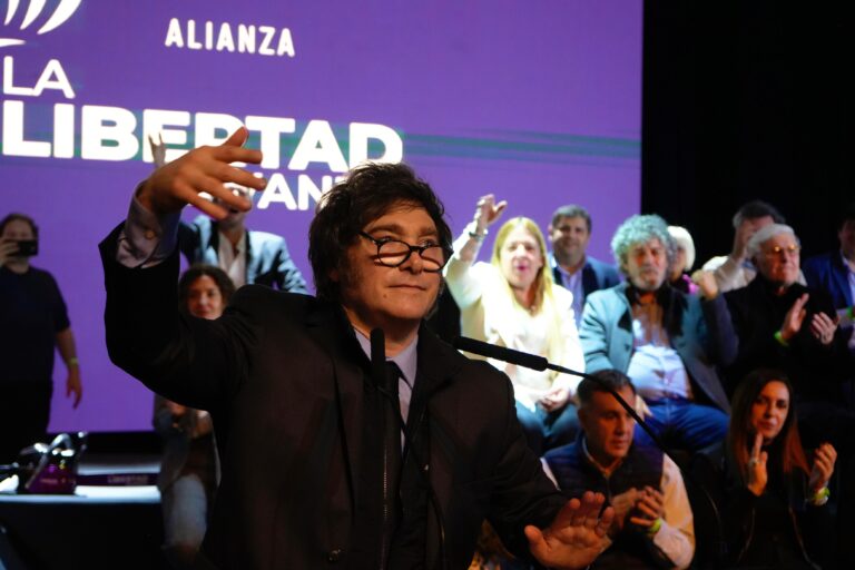 La Libertad Avanza reactiva la campaña en PBA en medio del escándalo, aunque cree que habrá nuevas acusaciones