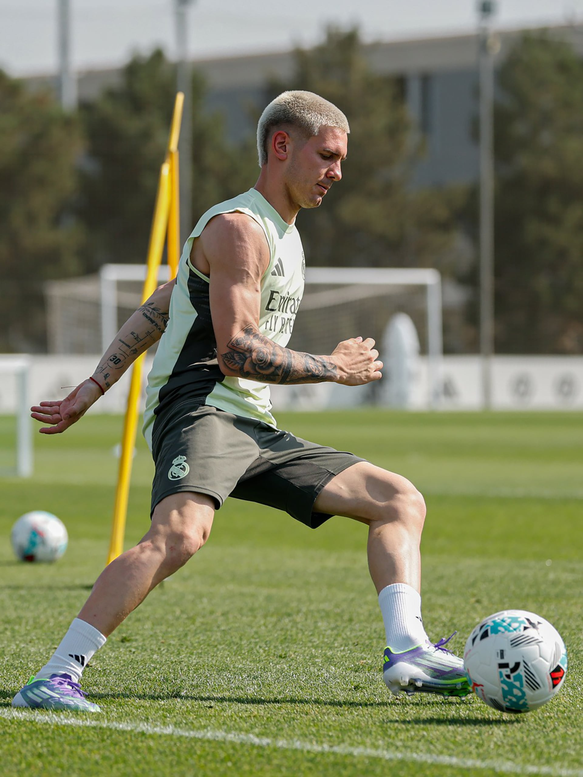Las imágenes del primer entrenamiento de Franco Mastantuono en Real Madrid: cuándo podría debutar