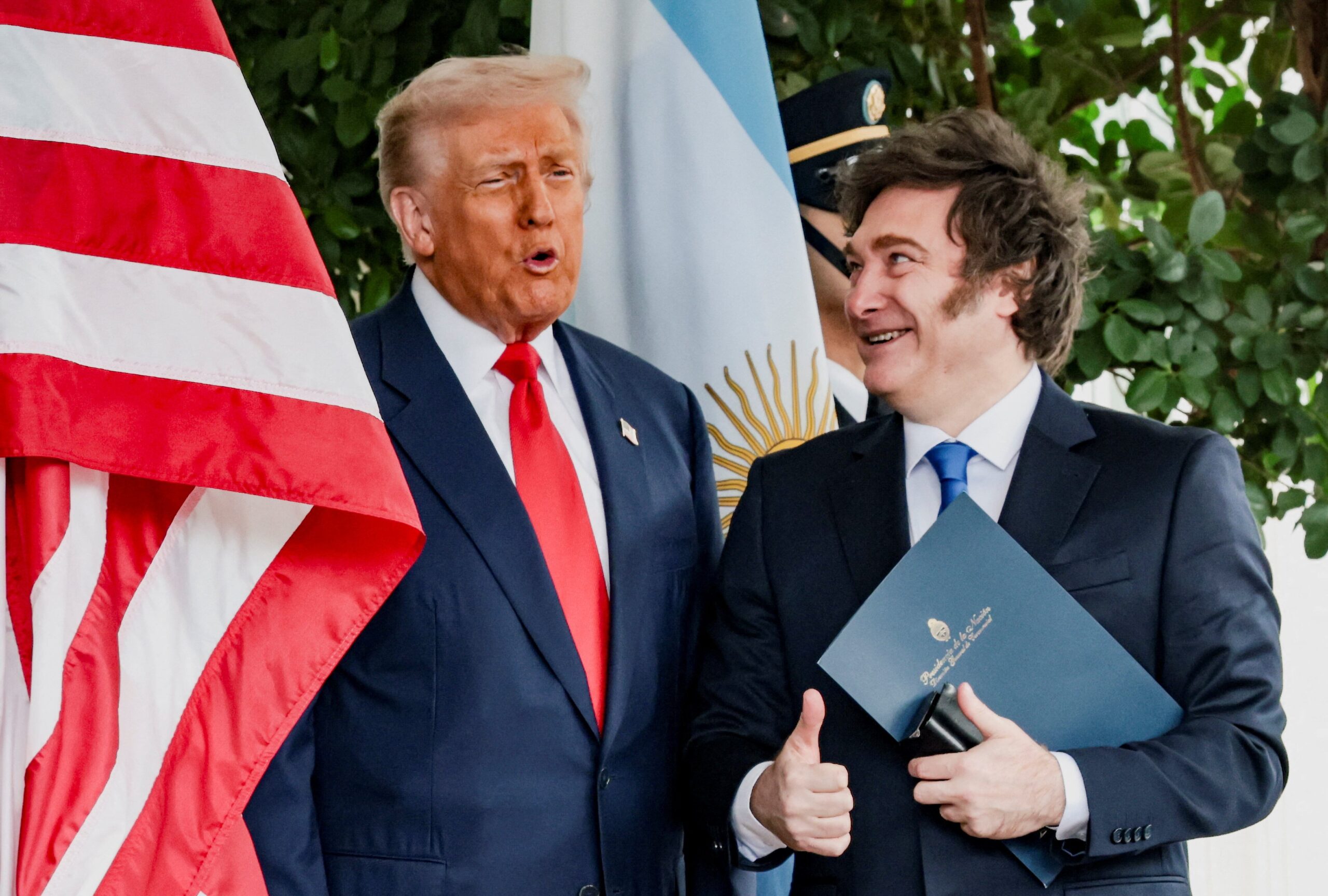 Donald Trump volvió a felicitar a Milei por el resultado de las elecciones: “No solo ganó, sino que ganó por mucho”