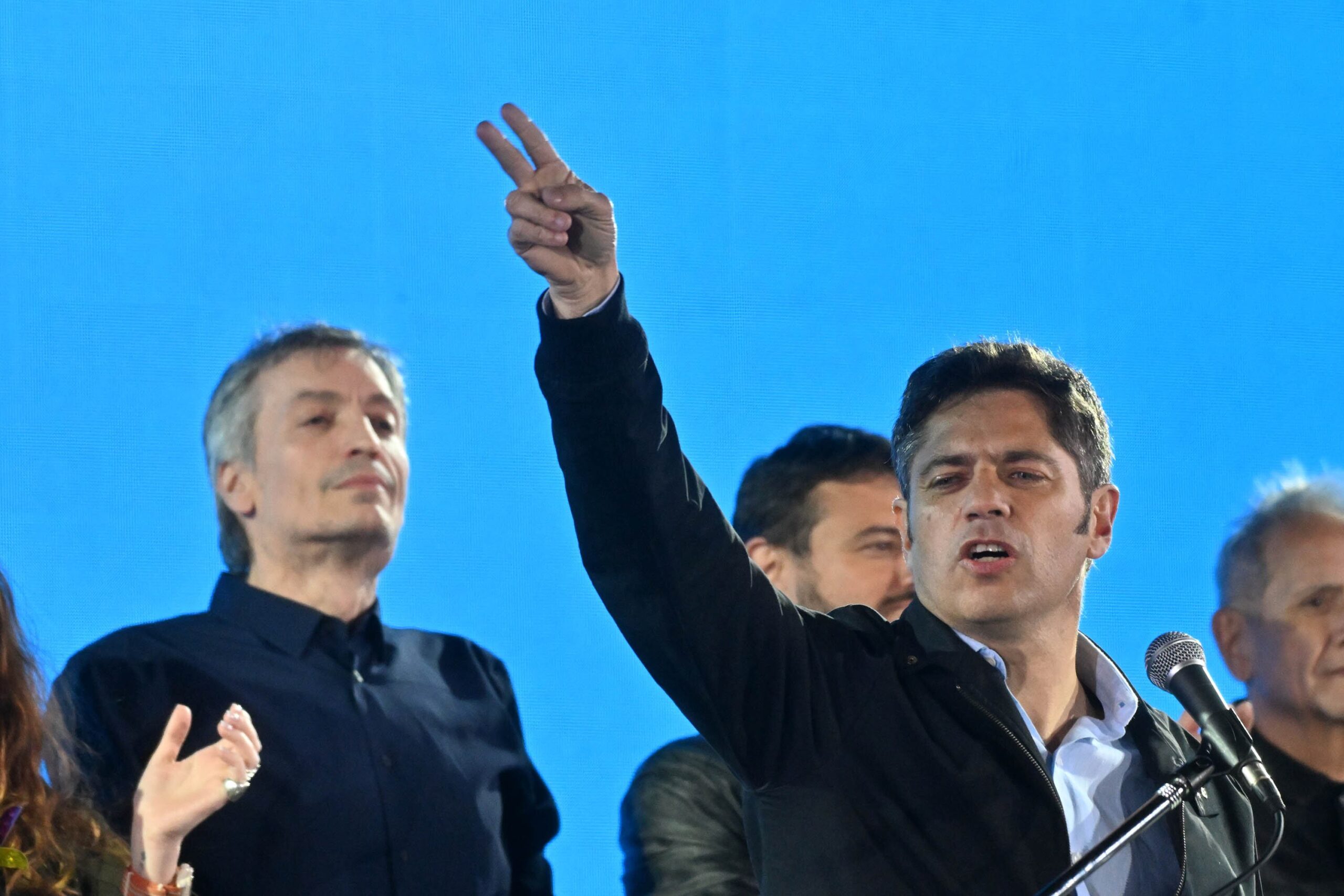 Kicillof, el día después: vuelta de página, defensa del desdoblamiento y respaldo de intendentes