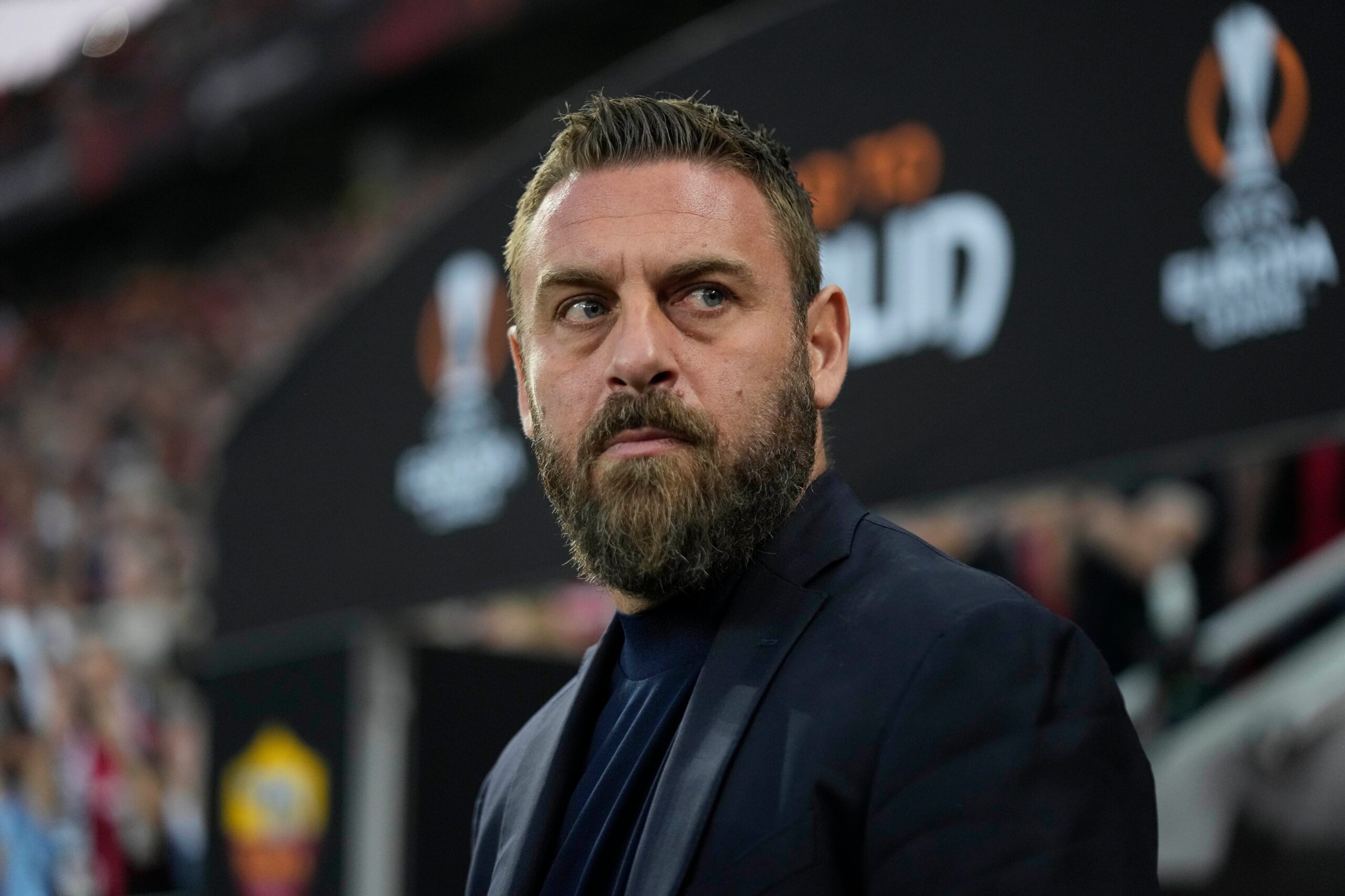 De Rossi recibió una oferta y habría cancelado su viaje a Argentina para ver el Superclásico: asumirá como DT de un equipo de la Serie A