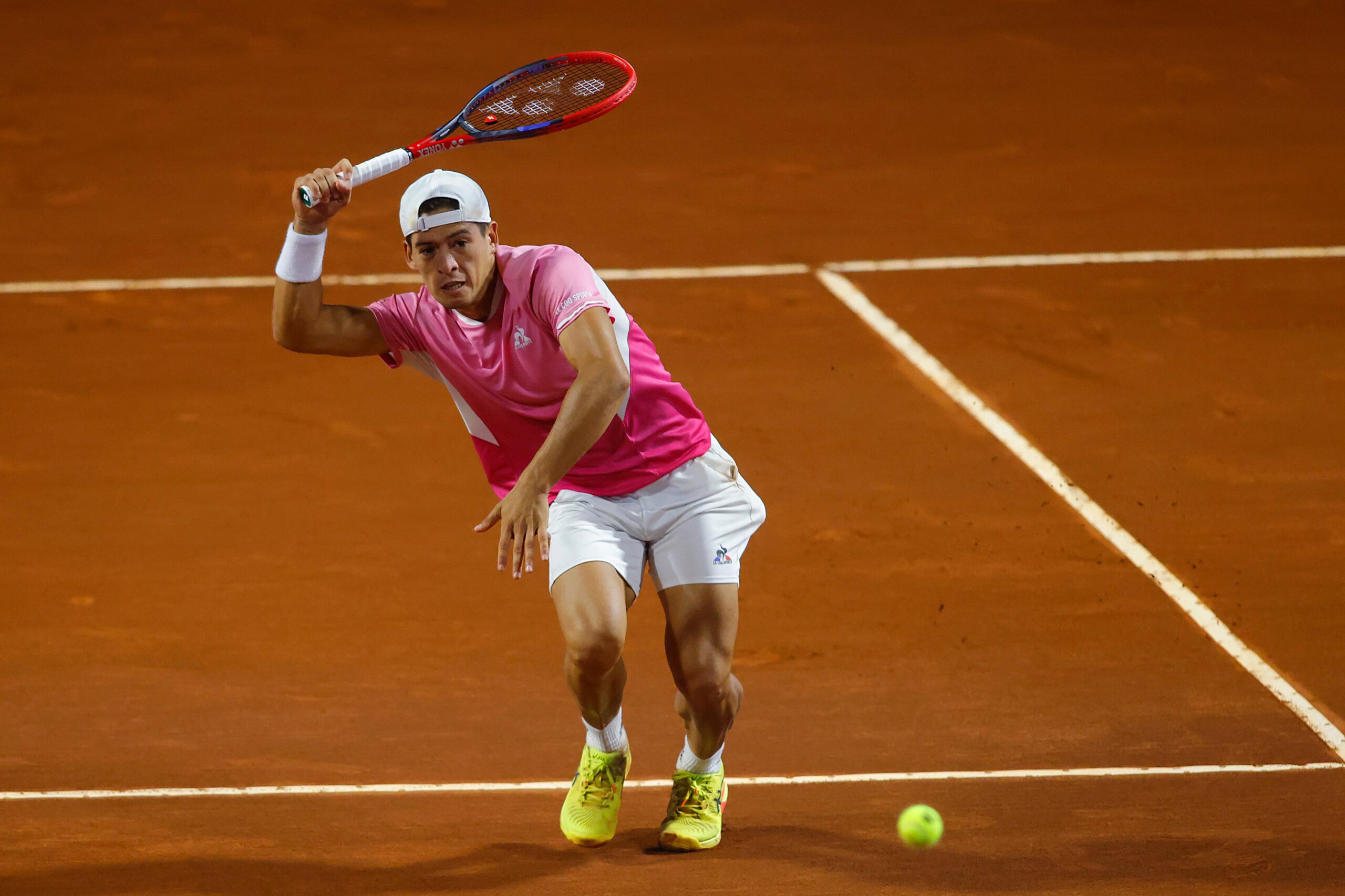Mariano Navone pisó fuerte en su debut en el Challenger de Montevideo: Sebastián Báez busca romper la mala racha